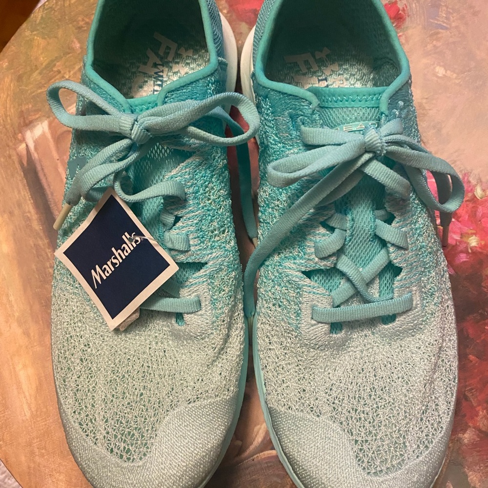 Under Armour Sneakers